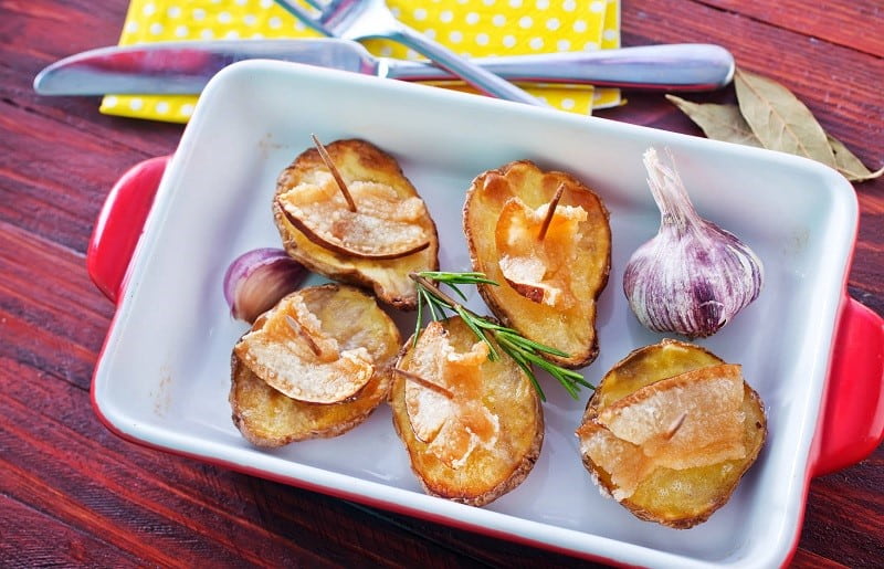 Самые вкусные рецепты как запечь картошку в духовке!🥔